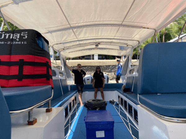Passenger charter speedboat phi phi island tour speedboat from phuket